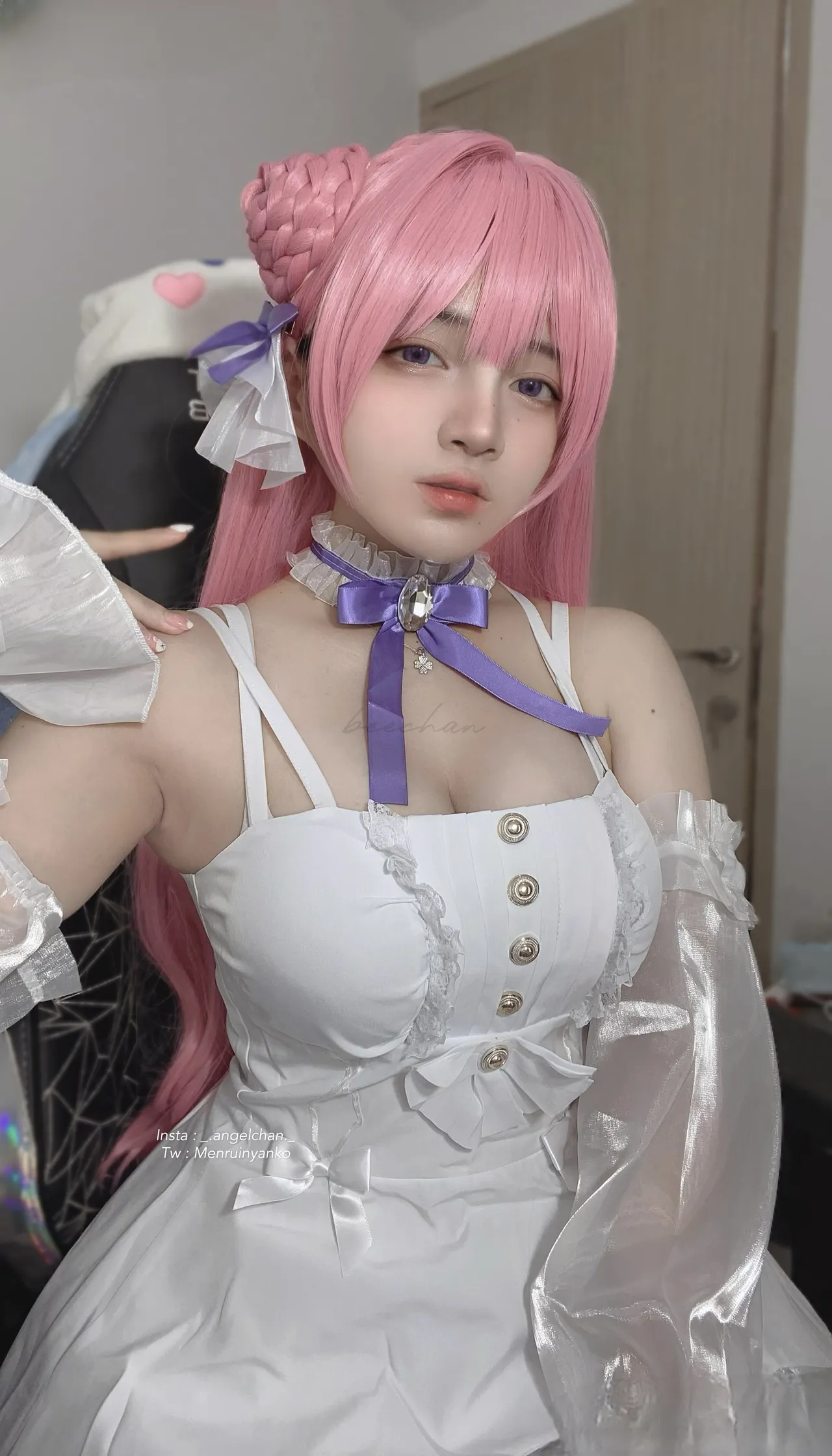 Angel Chan Dorothy-erohere3.webp